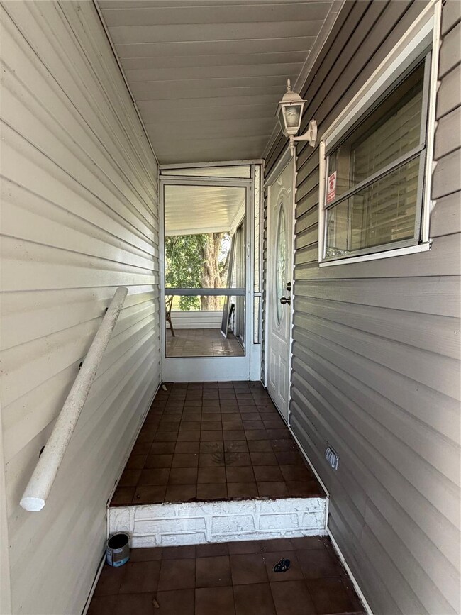 1720 SW 83rd Ave, Davie, FL 33324 - photo 5