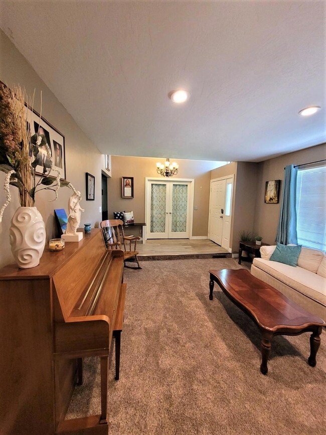 Livingroom2