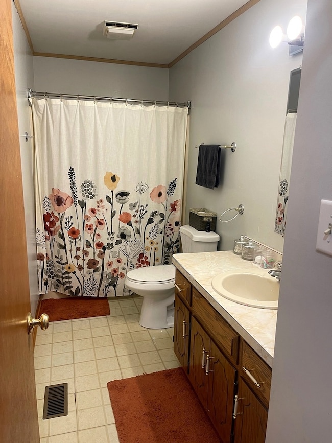 2908 Wake Island Dr, Joliet, IL 60435 - photo 6