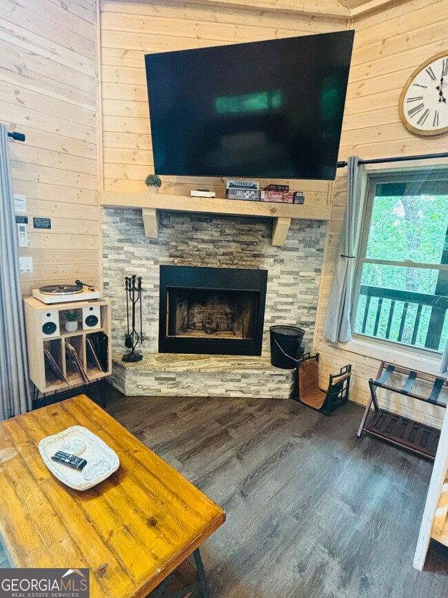 185 Walnut Ridge Dr, Cleveland, GA 30528 - photo 7