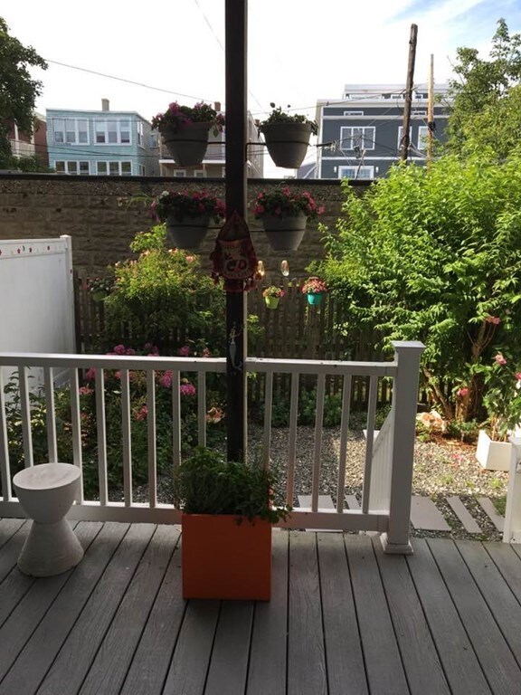 732 E 8th St unit 1, Boston, MA 02127 - photo 3