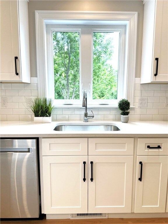 71 Scott Rd, Cumberland, RI 02864 - photo 6