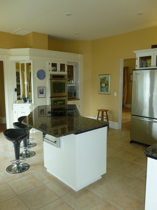 Beautifully Remodeled Kitchen