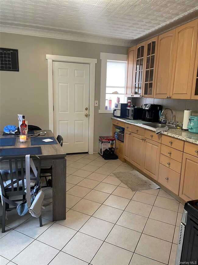 259 Olivia St unit 1, Port Chester, NY 10573 - photo 5