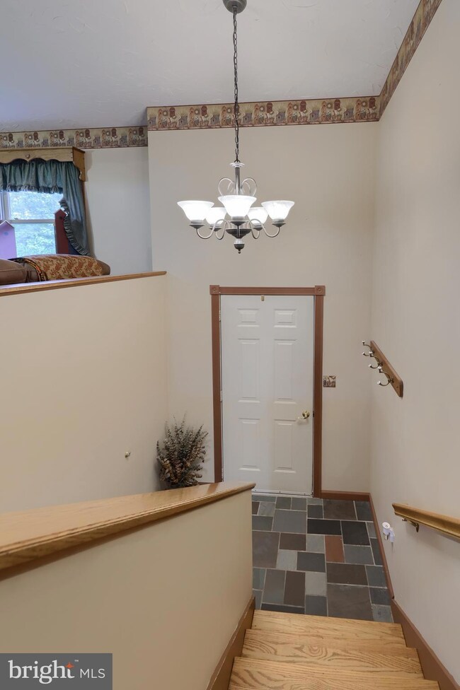 813 Bridge Valley Rd, Columbia, PA 17512 - photo 3