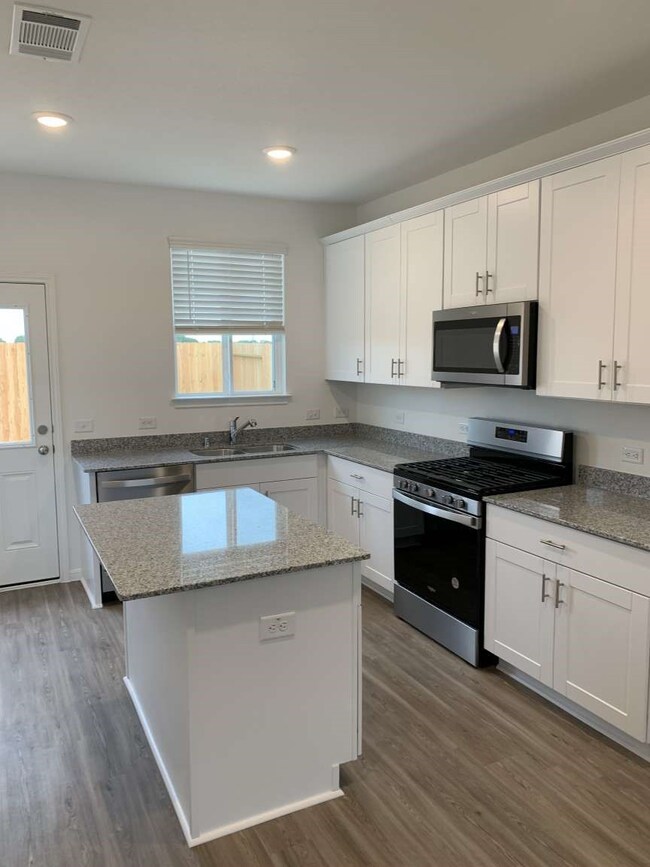 17950 Baleage Ln, Hockley, TX 77447 - photo 5