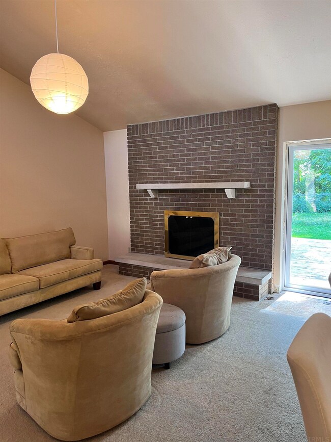 56683 Via Pisa, Elkhart, IN 46516 - photo 7