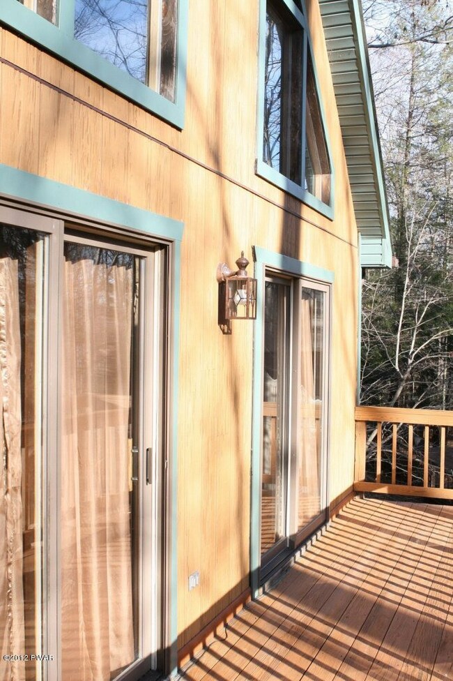 16 Evergreen Dr, Lake Ariel, PA 18436 - photo 7