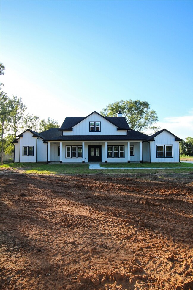 14510 Routt Point Rd, Needville, TX 77461 - photo 2