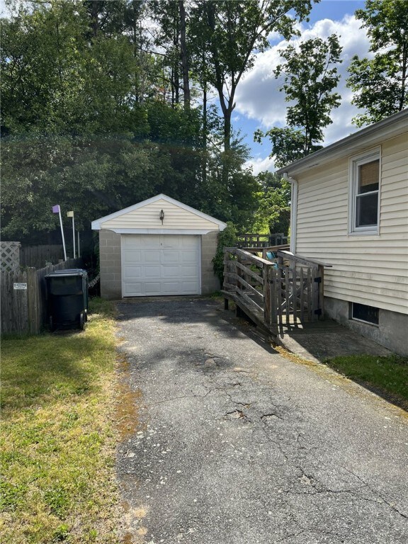 28 Errol St, Warwick, RI 02888 - photo 5