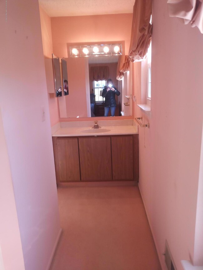 27 Sloop Square, Freehold, NJ 07728 - photo 6