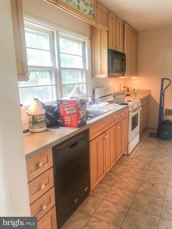 9 Byway Rd, Owings Mills, MD 21117 - photo 4