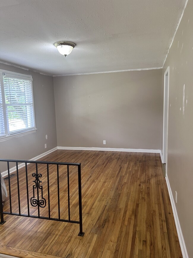 1205 Shady Ln, Manchester, TN 37355 - photo 2