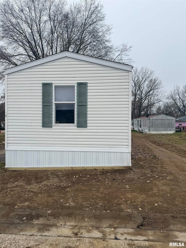 828 Jonathan Ln, Quincy, IL 62305 - photo 2