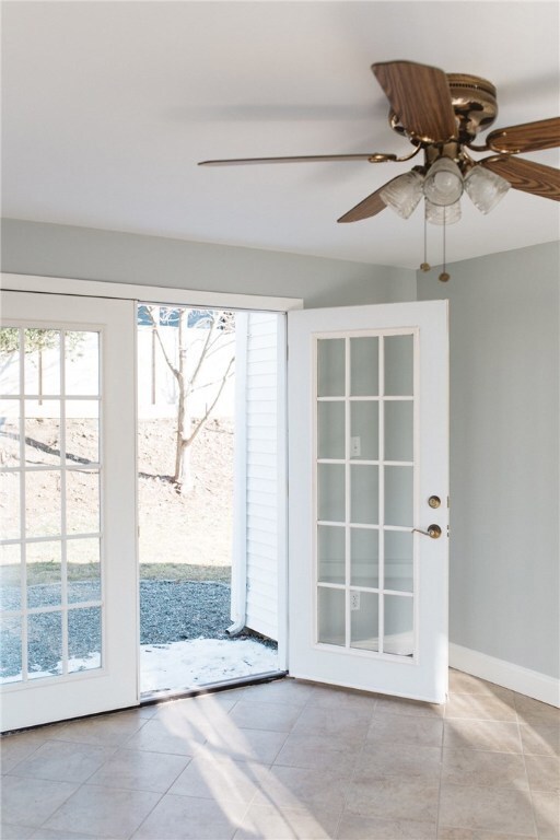 17 Napoleon St, Warren, RI 02885 - photo 4