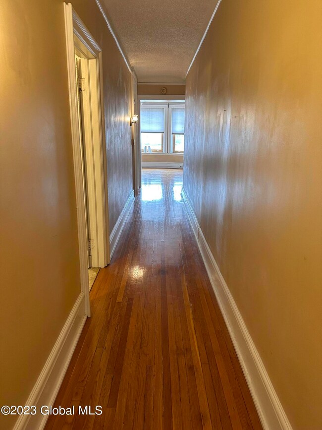 352 State St unit 5A, Albany, NY 12210 - photo 2