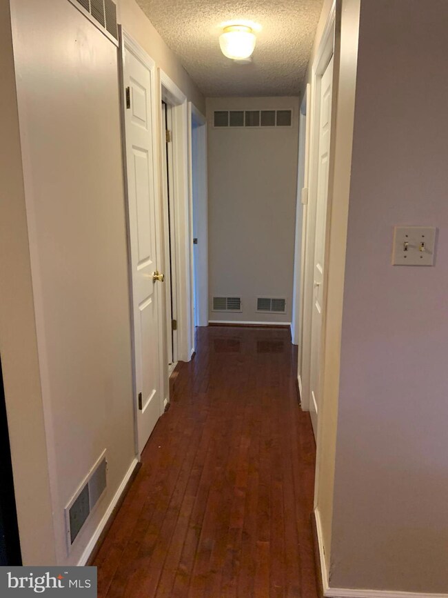 77 Homan Ave, Ewing, NJ 08618 - photo 7