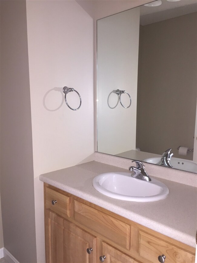 5 Brighams Way unit 2, Amherst, NH 03031 - photo 4