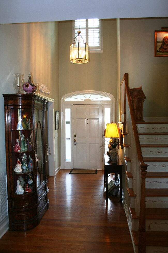 708 Leader Lane