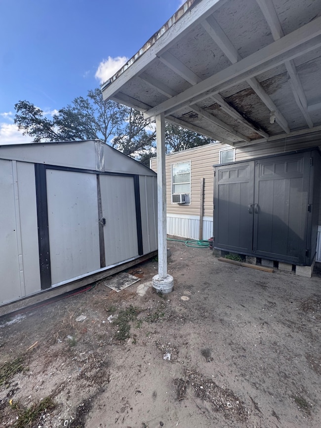 1038 Parry Ln, Orlando, FL 32833 - photo 2