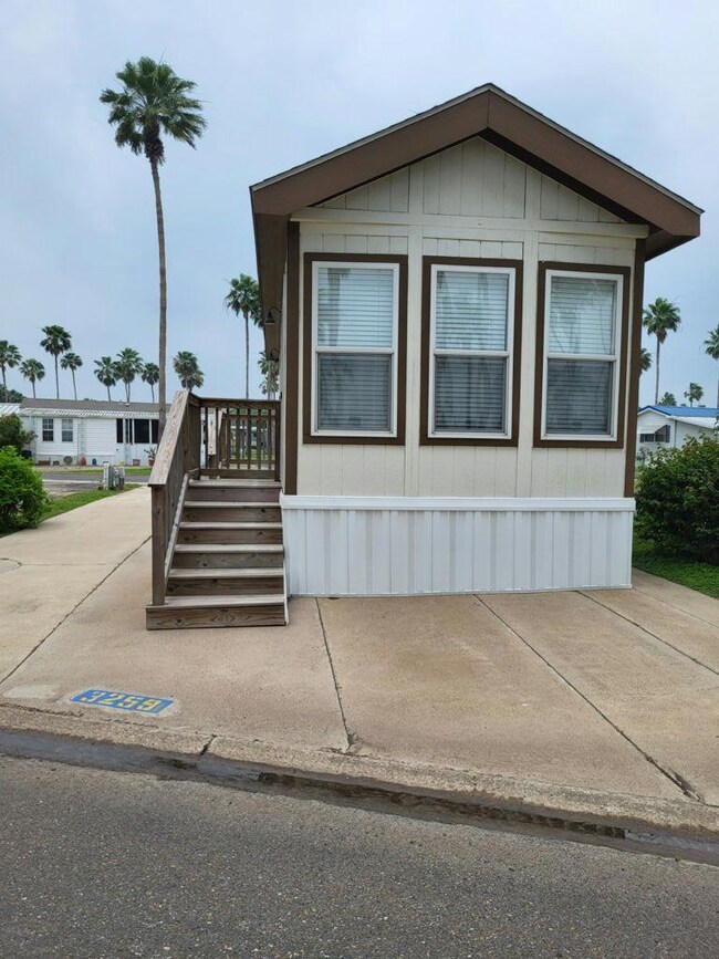 602 N Victoria Road Rv3259 unit 3259, Donna, TX 78537 - photo 4