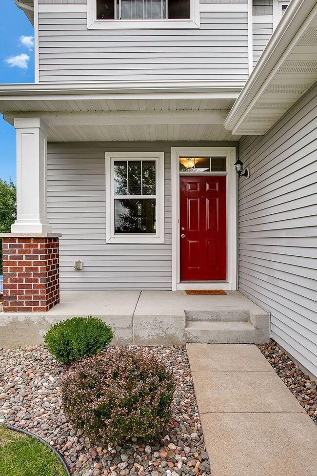 4675 Empress Way N, Hugo, MN 55038 - photo 3