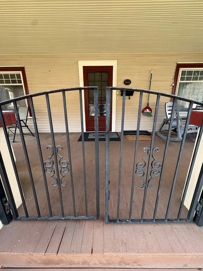 1117 Otter St, Franklin, PA 16323 - photo 4