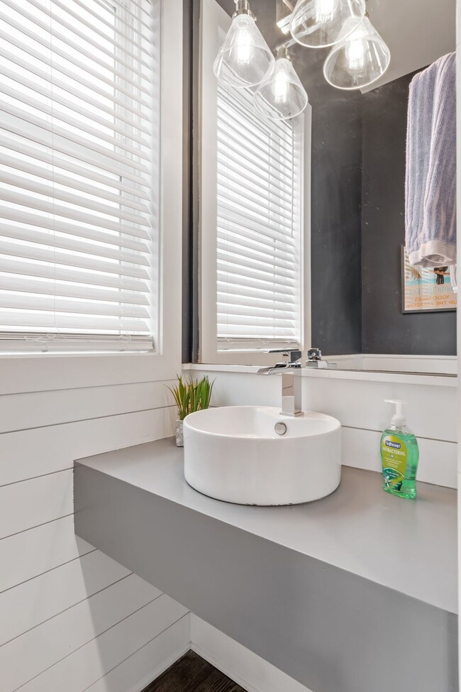 512 31st Ave N, Nashville, TN 37209 - photo 7