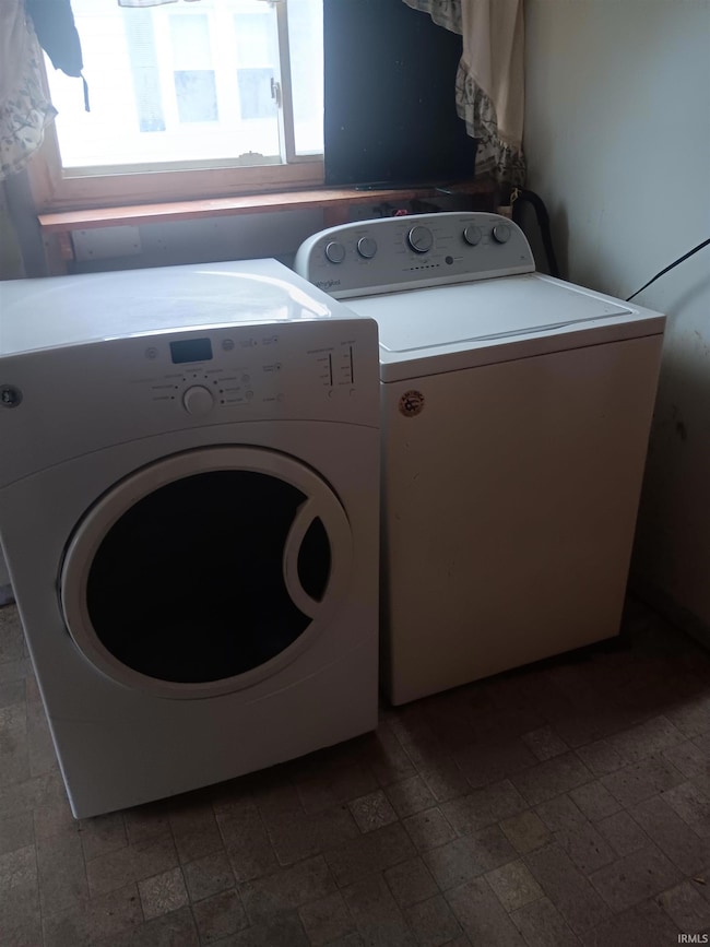 303 W Elnora St, Odon, IN 47562 - photo 7