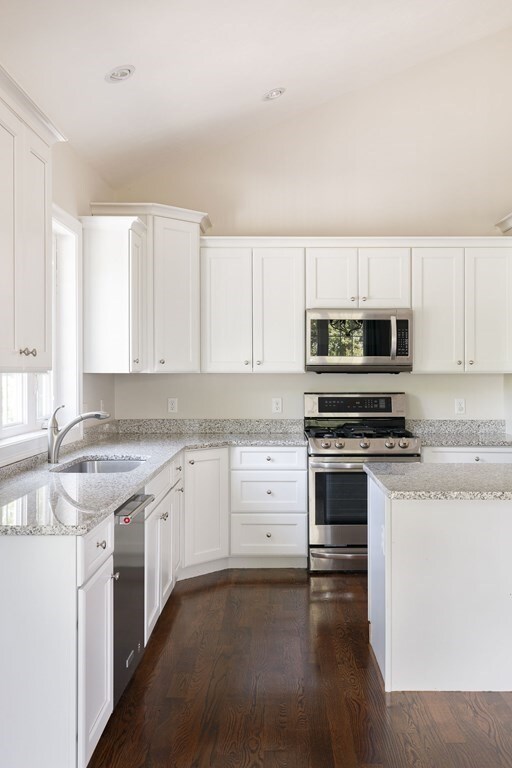 123 Forest Ave, Hudson, MA 01749 - photo 5