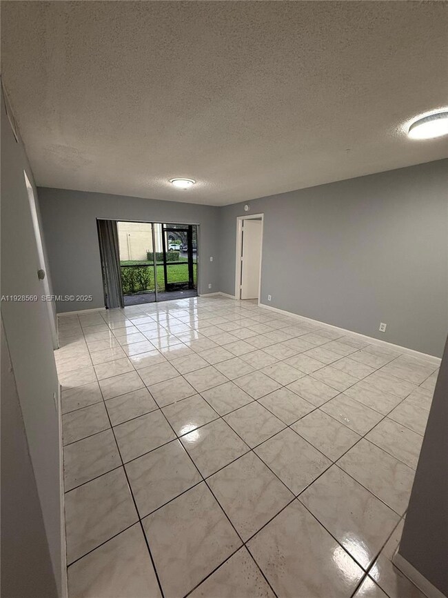 11580 NW 43rd Ct unit 11580, Coral Springs, FL 33065 - photo 3