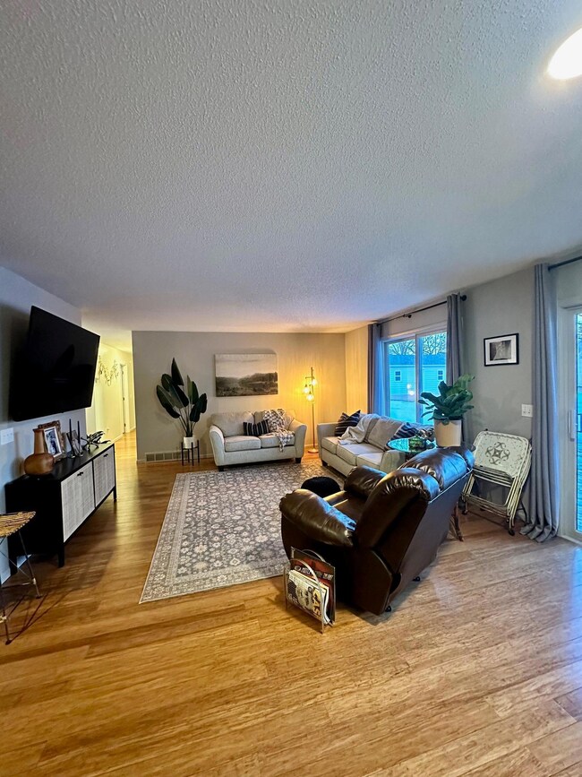 744 Lenmark Ln, Badger, MN 56714 - photo 3