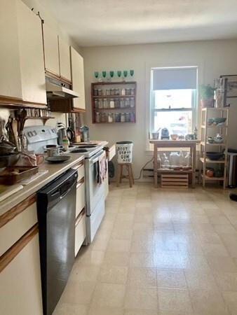 32 Edward Sullivan Rd unit 2, Cambridge, MA 02138 - photo 4