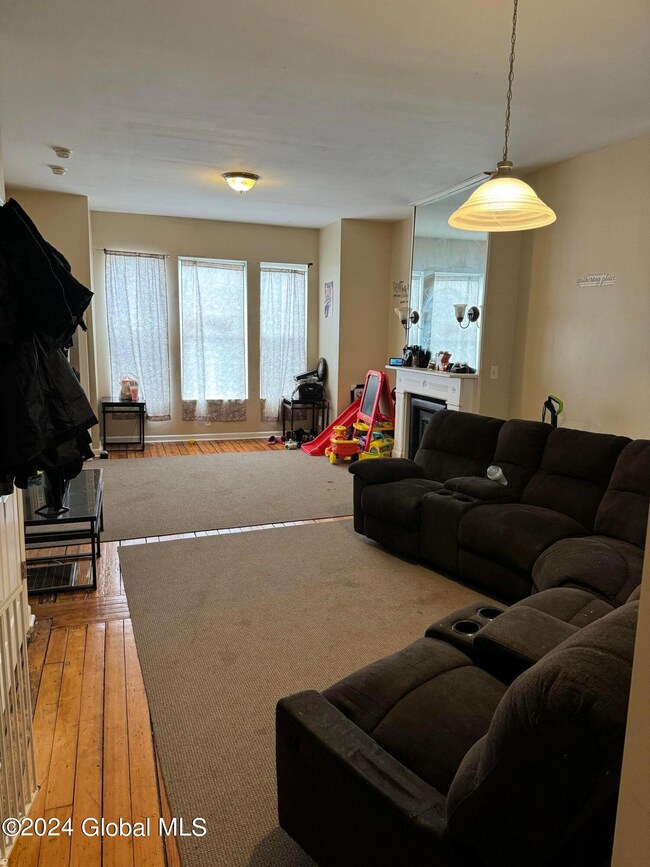 137 6th Ave, Troy, NY 12180 - photo 5