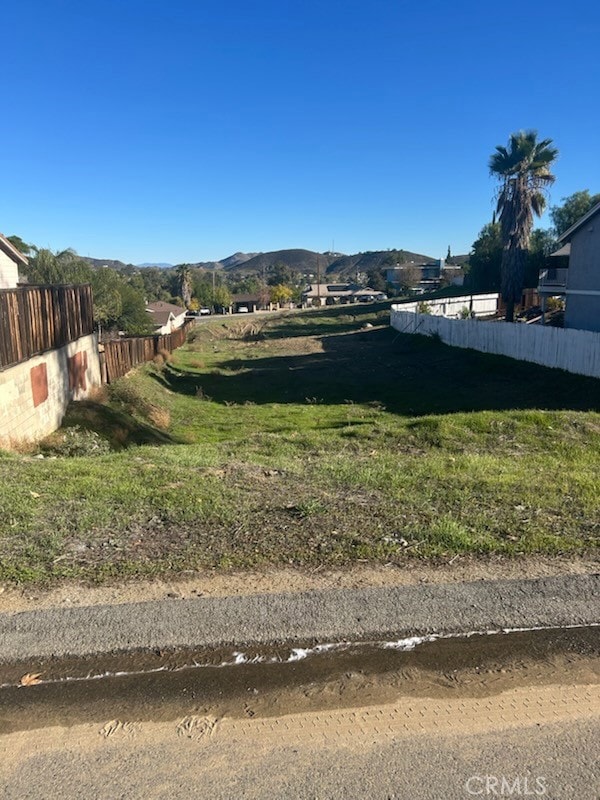 314 N Lewis, Lake Elsinore, CA 92530 - photo 4