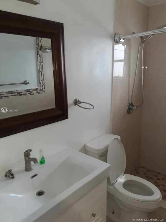 unlisted-address, Hallandale Beach, FL 33009 - photo 7