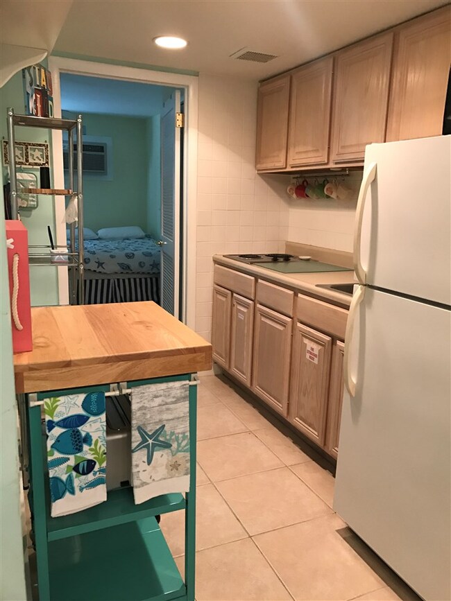 8401 Atlantic Ave unit 301, Wildwood, NJ 08260 - photo 6