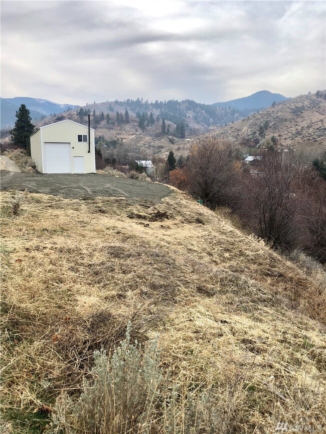 1350 Cranmer Rd, Wenatchee, WA 98801 - photo 3