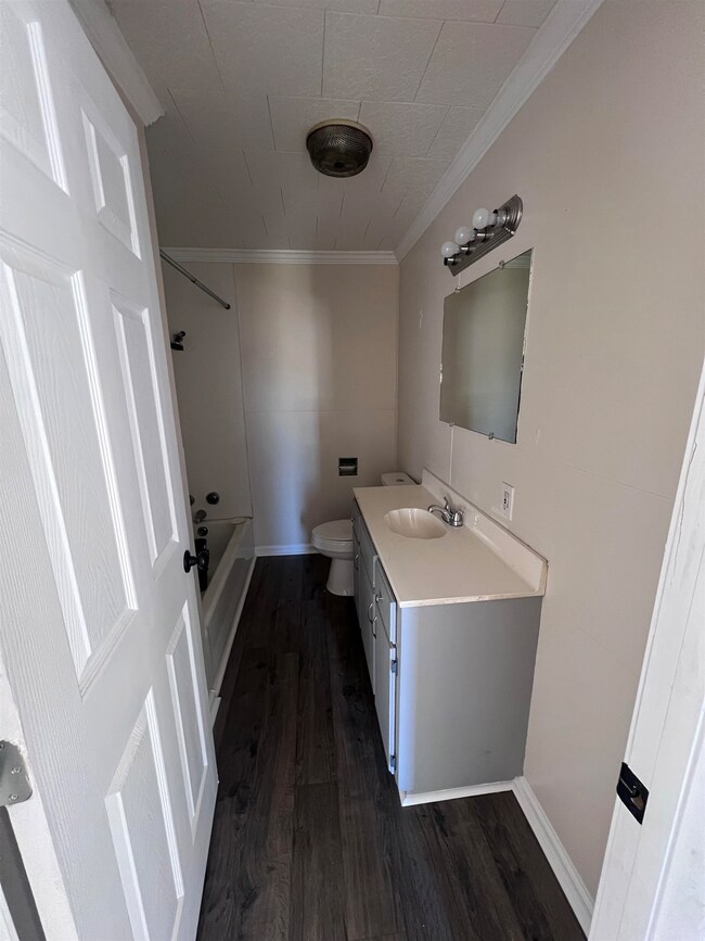 219 Patterson St, Houma, LA 70363 - photo 7