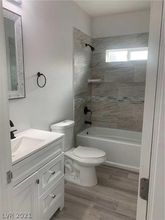 4161 Brookview Way, Las Vegas, NV 89121 - photo 5