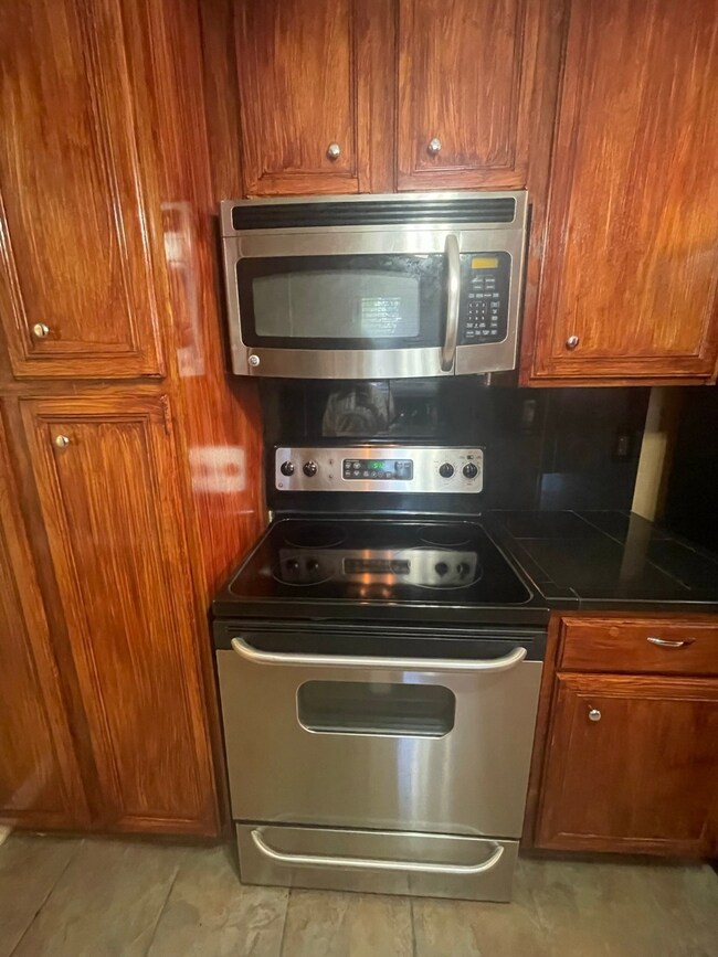 23402 Lestergate Dr, Spring, TX 77373 - photo 5