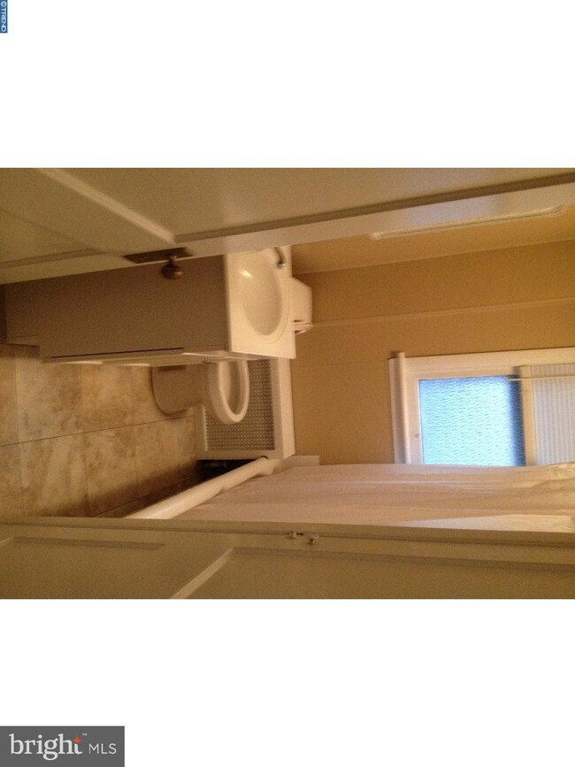 334 Cherry St, West Reading, PA 19611 - photo 5