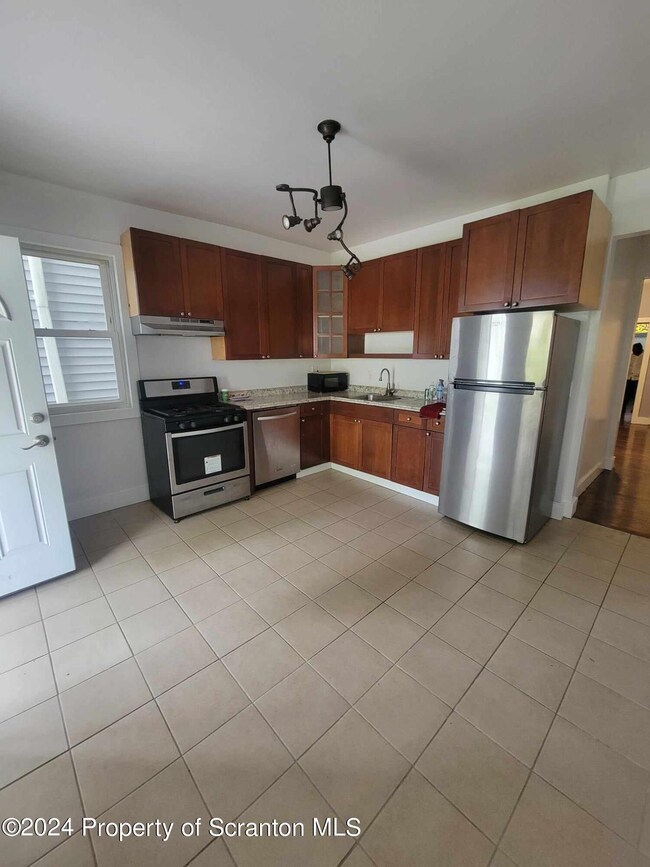 222 Harrison Ave unit 1, Scranton, PA 18510 - photo 2