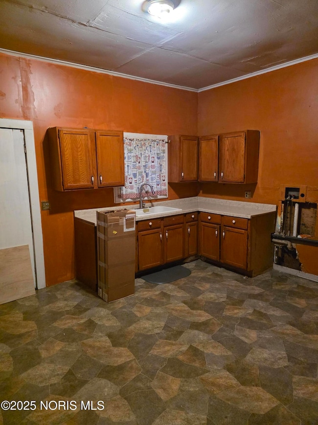 2017 Locust St, Toledo, OH 43608 - photo 6