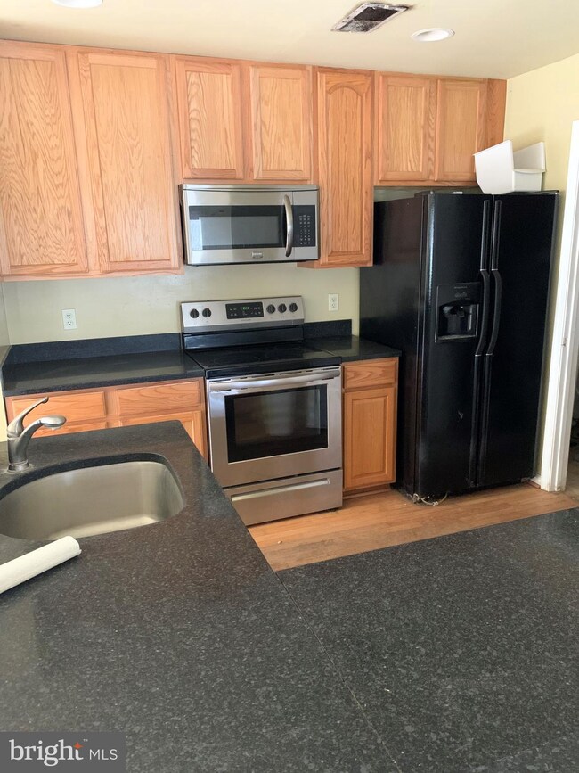 3833 10th St, North Beach, MD 20714 - photo 5