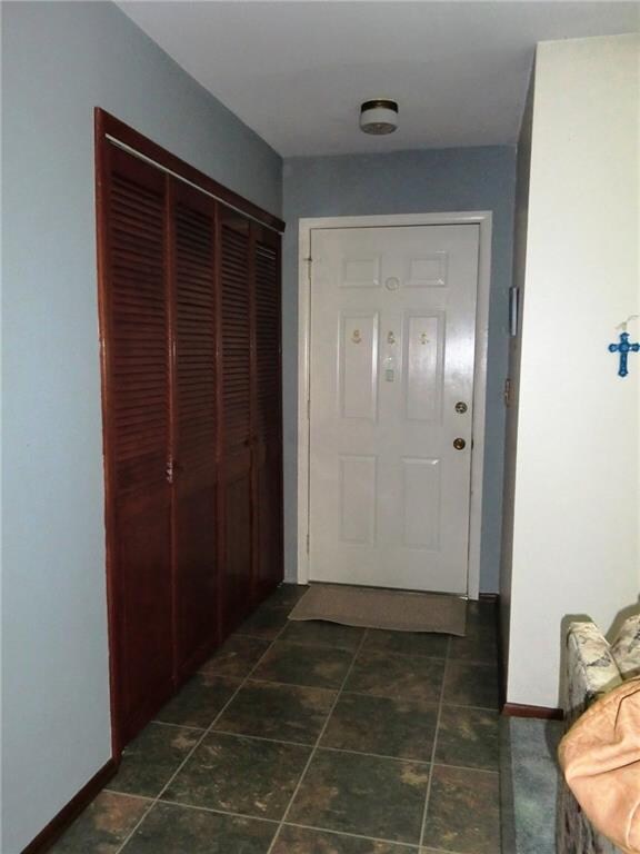 2903 E Berwyn St, Indianapolis, IN 46203 - photo 2