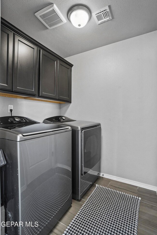 14920 Harry Flournoy Ave, El Paso, TX 79938 - photo 5