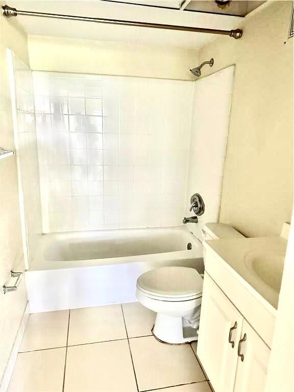 760 SE 2nd Ave unit D112, Deerfield Beach, FL 33441 - photo 5