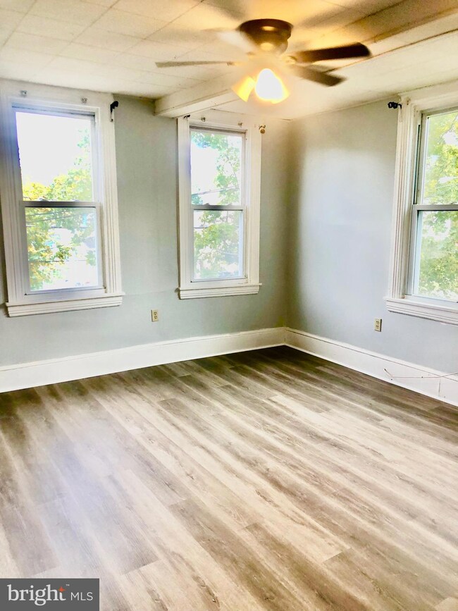 430 Poplar St unit B, Delanco, NJ 08075 - photo 7