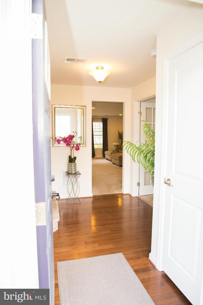 5357 Blue Crab Ln, Waldorf, MD 20602 - photo 3